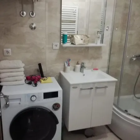 Maksim Apartment *
